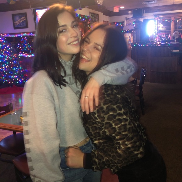 Meet your Posher, Audrey - Picture 2 of 4